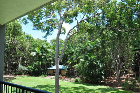 32/15 Rainbow Shores - Unit Overlooking Bushland With Shared Swimming Pool, Spa And Tennis Court - Darwin Holiday 1
