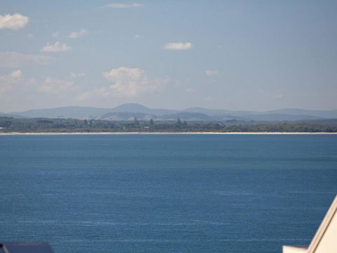 33 Gloucester St -huge Holiday House In Nelson Bay With Pool And Stunning Water Views - Darwin Holiday 1