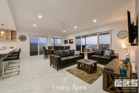 34 Madaffari Drive - Pool - Darwin Holiday 1