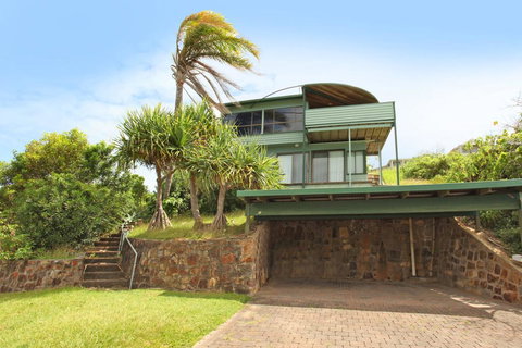 38 Pacific Terrace, Coolum Beach - Linen Supplied - Darwin Holiday 1