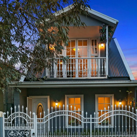 4 Ensuite Chelsea Villa CBD-Airport - Darwin Holiday 3