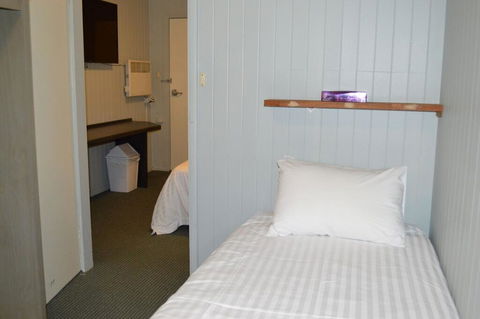 4 Lakeview Plaza - Darwin Holiday 2