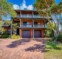 41 Carlo Circle - Rainbow Beach Huge Beach House With Room for Everyone - Darwin Holiday