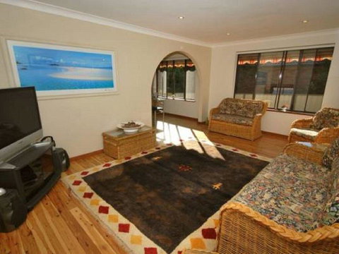 41 Leonard Avenue- Pet Friendly, Boat Parking & Aircon - Darwin Holiday 3