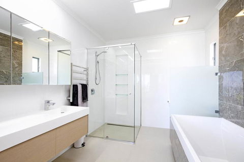 42 Bryan Street - Darwin Holiday 3