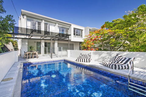 42 Bryan Street - Darwin Holiday 1