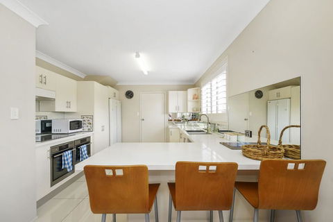 44 Oaks Avenue, No:4 - Darwin Holiday 1