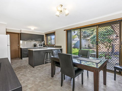 45 On REGENT - Darwin Holiday 2