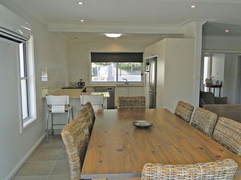 48 Government Road Nelson Bay - Access Via 7 Thompson Place - Darwin Holiday 2