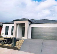 4Bed 2Bath Cozy Guesthouse in Tarneit - Darwin Holiday