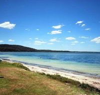5 'Harbourside' 3-7 Soldiers Point Road - ground floor waterfront unit - Darwin Holiday