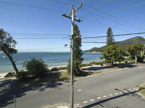 5 'SHOAL TOWERS', 11 SHOAL BAY RD - FANTASTIC LOCATION WITH WATER VIEWS - Darwin Holiday 2