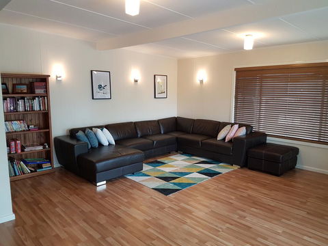 53 Honeysuckle Grove - Darwin Holiday 1