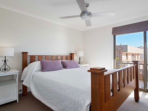6 'Skyline' 12 Thurlow Avenue - Foxtel & Aircon - Darwin Holiday 2