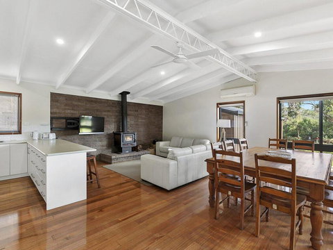 62 BINGLEY PARADE RIVERSEA HOUSE - Darwin Holiday 3