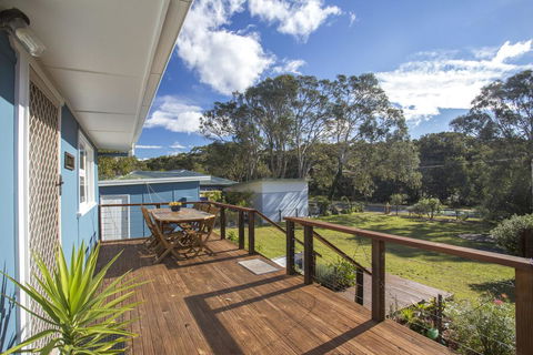 681 Murramarang Rd - Retro Beach Cottage - Darwin Holiday 1