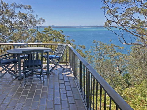 7 'Skyline' 12 Thurlow Avenue - Unit With A WOW Factor - Darwin Holiday 0