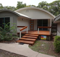 7 Belle Court - Rainbow Shores Huge Beach House Ducted Air Con Pets Welcome - Darwin Holiday