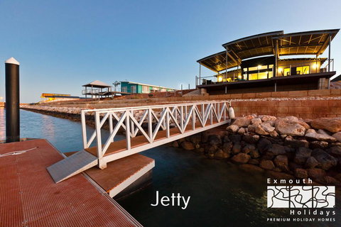 7 GNULLI - PRIVATE JETTY - Darwin Holiday 1