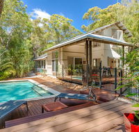 7 Naiad Court - Rainbow Shores Perfect Beach House Swimming Pool and Walk To Beach Aircon Wi-Fi - Darwin Holiday
