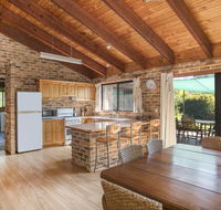 75 River Rd - Tabourie Hideaway - Darwin Holiday