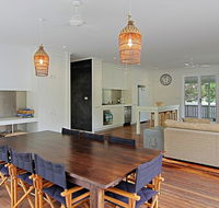 77 Butler Street Byron Bay - Lantana Beach House - Darwin Holiday