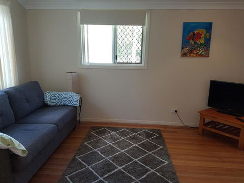 8 Hakea Place - Family Home On A Quiet Street, Close To Beach & Shops, Pet Friendly - Darwin Holiday 3