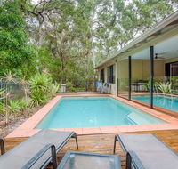 8 Ibis Court - Rainbow Shores Swimming Pool Walk to Beach Executive Beach House - Darwin Holiday