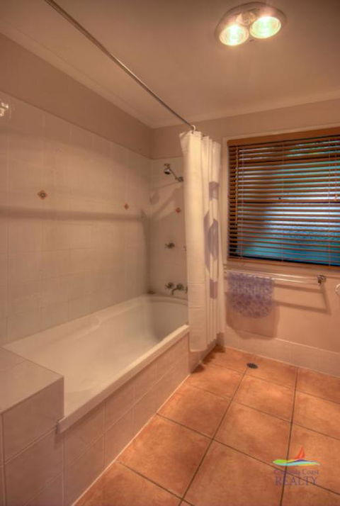 8 Orania Court - Rainbow Shores, Privacy, Peace And Quiet - Darwin Holiday 3