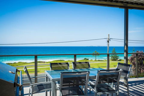 81 Dalmeny Drive - Beach House - Darwin Holiday 0