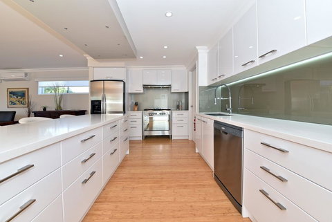 87A- Yokine - Darwin Holiday 3