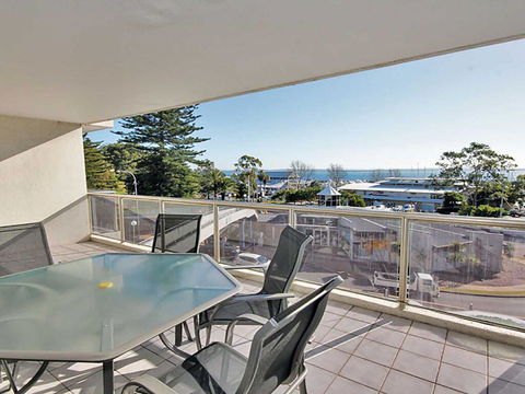 9 'Nelson Towers' 71a Victoria Parade - Unit In The Heart Of Nelson Bay With Water Views - Darwin Holiday 1