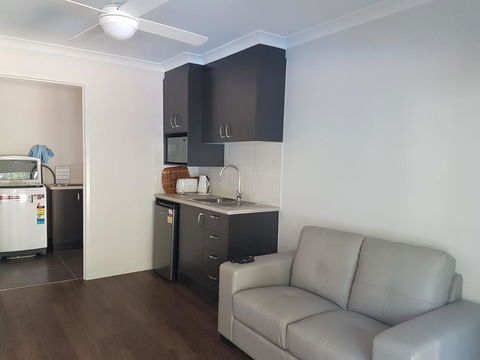 9 Ibis Court - Pool, Beach, Volleyball, Air Conditioning - Darwin Holiday 1