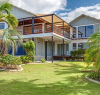 90 Cooloola Drive - Rainbow Beach Luxury Beach House Ocean Views - Darwin Holiday