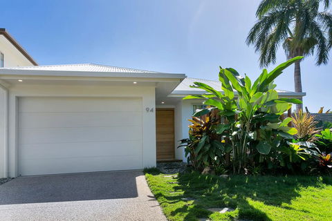 94 Northhouse - Beachside Luxury In Palm Cove - Darwin Holiday 1