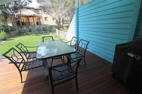 @ WAVERIDER 2 - Darwin Holiday 2