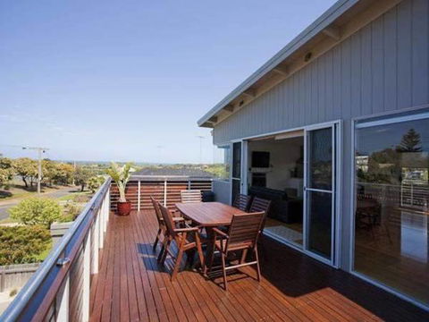 A Beautiful Beach House Torquay - Darwin Holiday 0