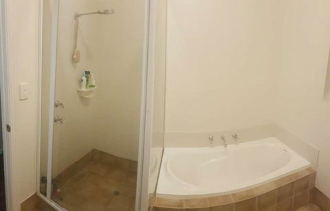 A Better Life Animal Sanctuary FarmStay - Private Two-Bedrooms, Lounge Room & Bathroom & Toilet, Shared Kitchen - Darwin Holiday 1