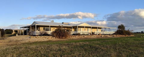 A Better Life Animal Sanctuary FarmStay - Private Two-Bedrooms, Lounge Room & Bathroom & Toilet, Shared Kitchen - Darwin Holiday 0