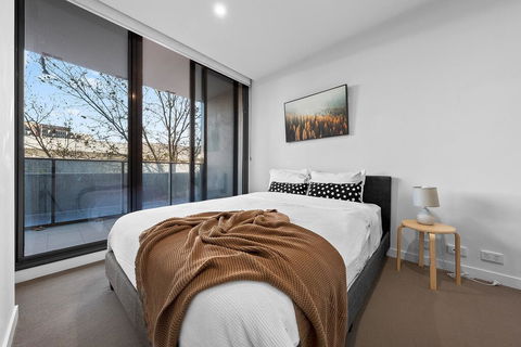 A Bright & Airy CBD Apt Next To Southern Cross - Darwin Holiday 1