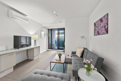 A Bright & Airy CBD Apt Next To Southern Cross - Darwin Holiday 0