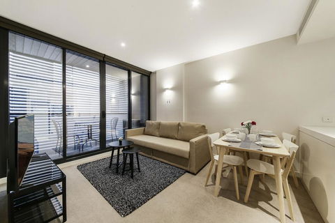 A Central & Cozy 2BR Apt Near Federation Square - Darwin Holiday 0