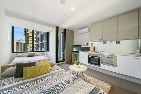 A Charming Studio With Stunning City Views - Darwin Holiday 2