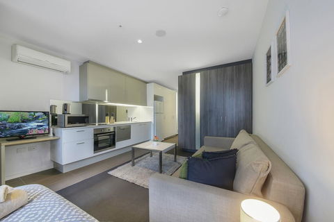 A Cozy & Comfy Studio Next To Southern Cross - Darwin Holiday 1