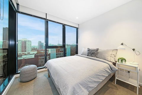 A Modern & Central Apt With Beautiful City Views - Darwin Holiday 2