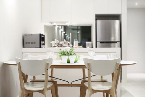 A Modern 2BR Apt Near Federation Square - Darwin Holiday 0