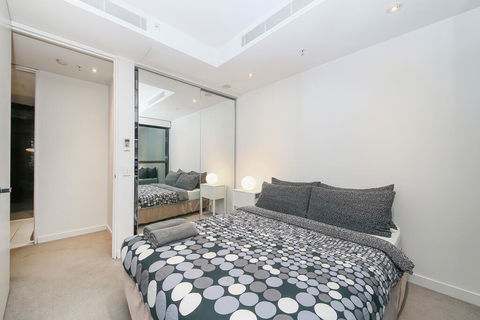A Modern 2BR Apt Near Federation Square - Darwin Holiday 3