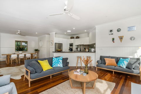 A PERFECT STAY - Barefoot Lane - Beach House - Darwin Holiday 0