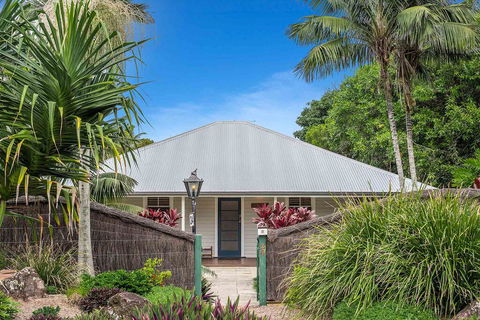 A PERFECT STAY - Cavvanbah Seaside Cottage - Darwin Holiday 2
