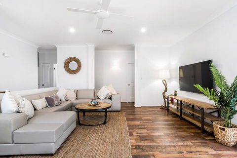 A PERFECT STAY - Julian Rocks House - Darwin Holiday 0